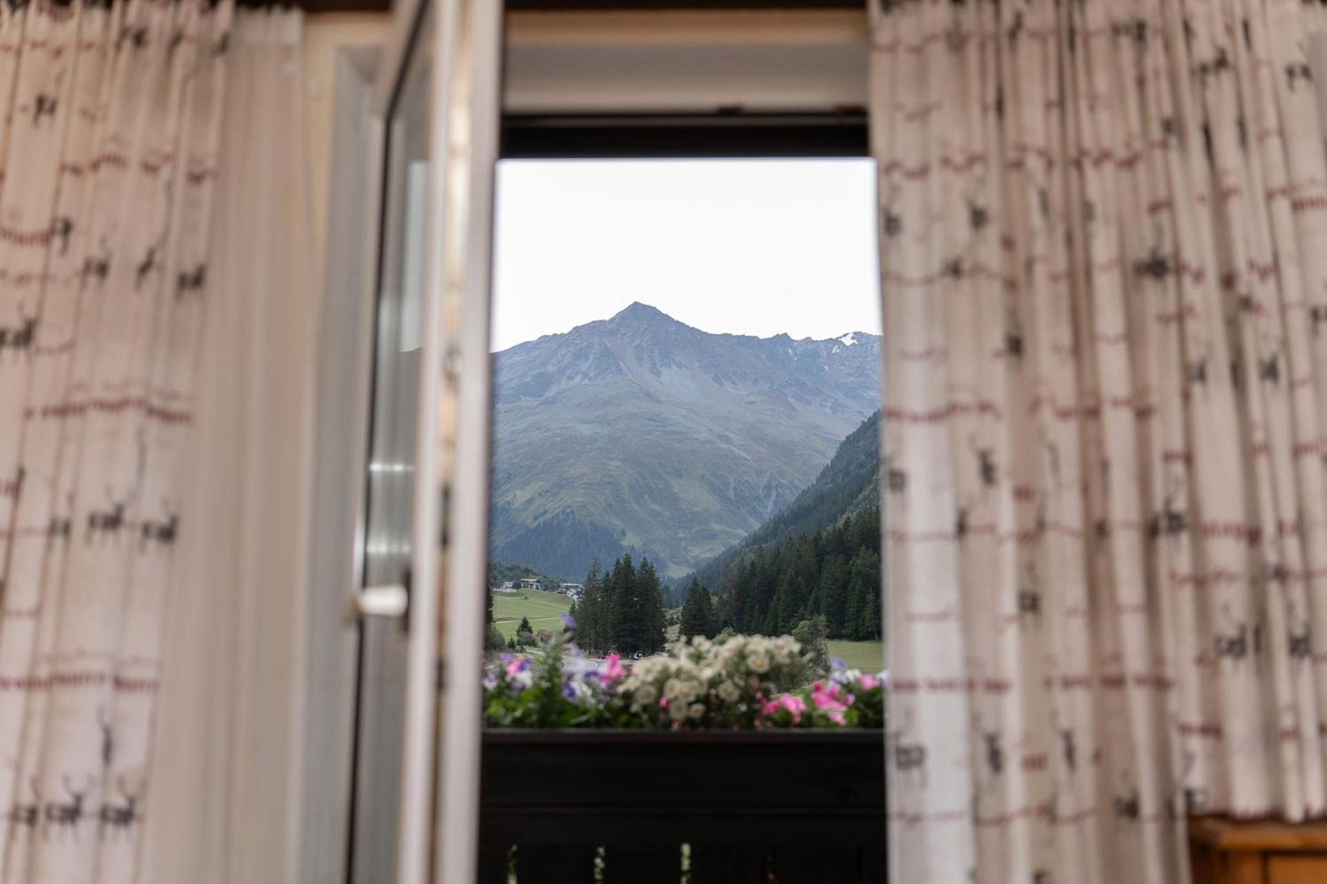 Haus Margret Bed and Breakfast Sankt Leonhard im Pitztal Buitenkant foto