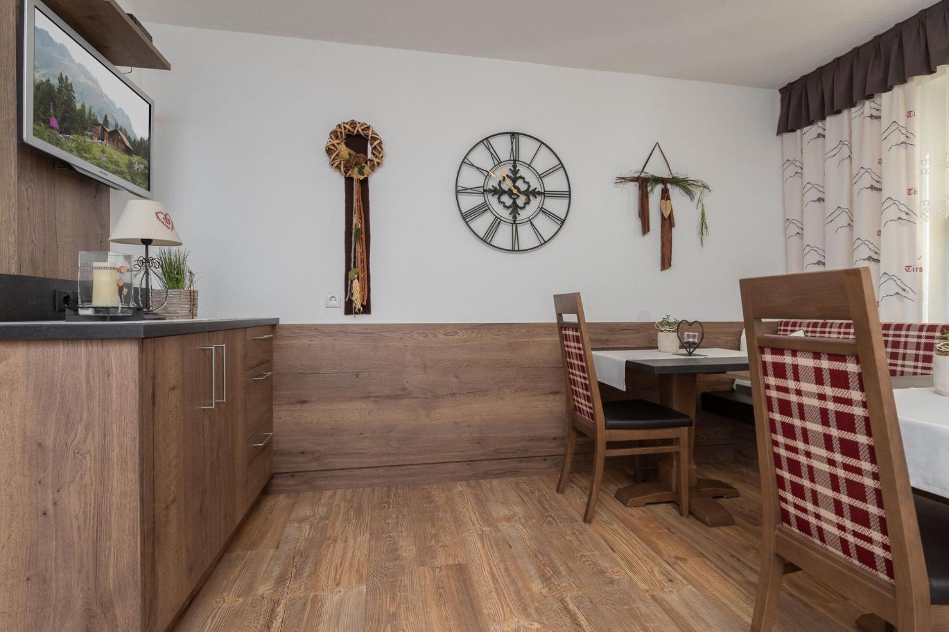Haus Margret Bed and Breakfast Sankt Leonhard im Pitztal Buitenkant foto