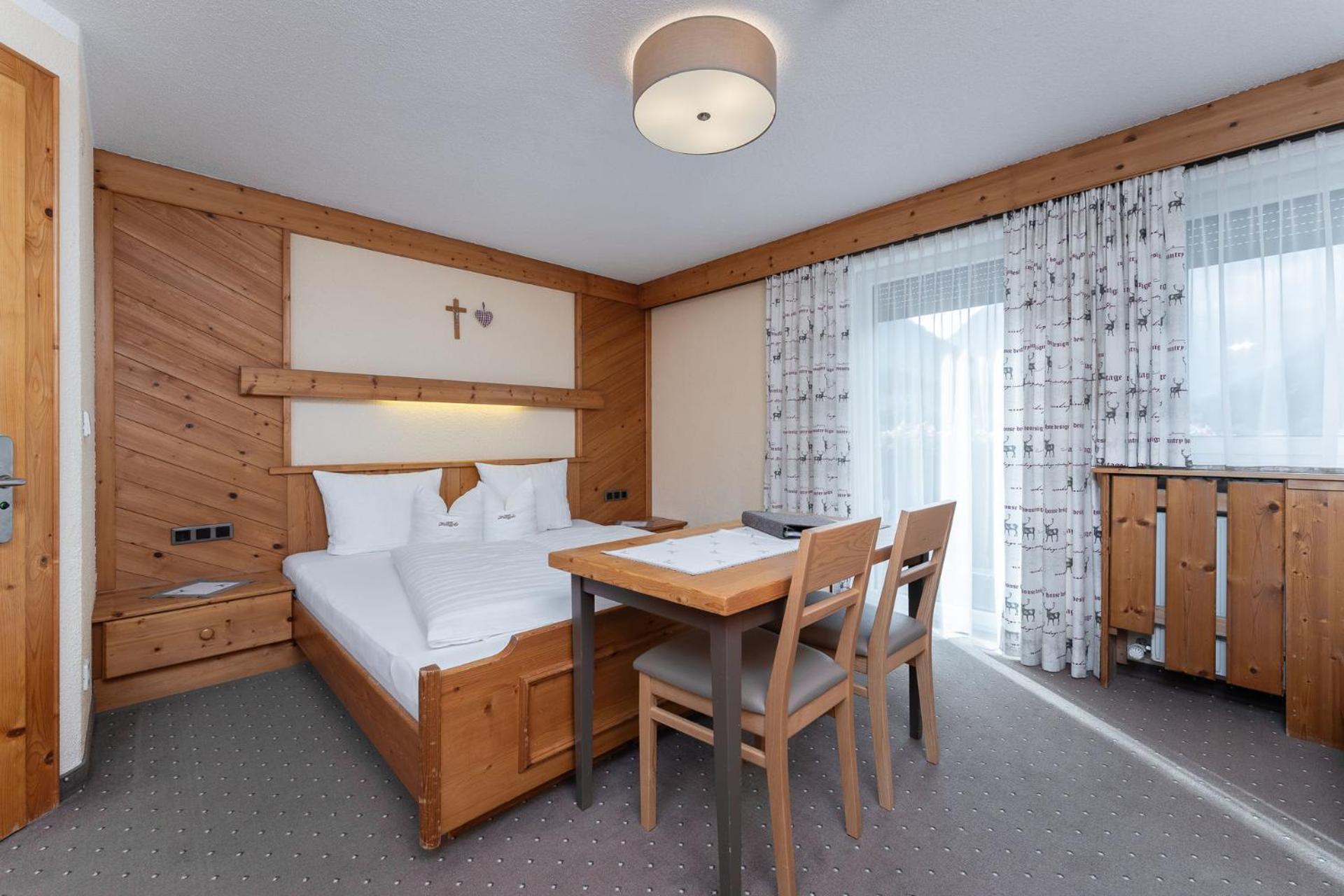 Haus Margret Bed and Breakfast Sankt Leonhard im Pitztal Buitenkant foto