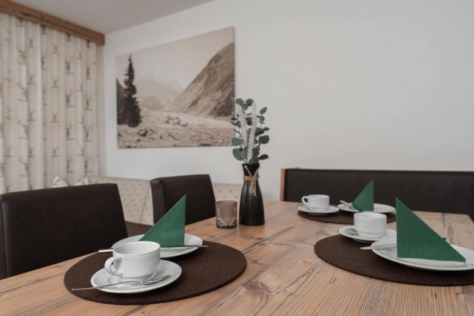 Haus Margret Bed and Breakfast Sankt Leonhard im Pitztal Buitenkant foto